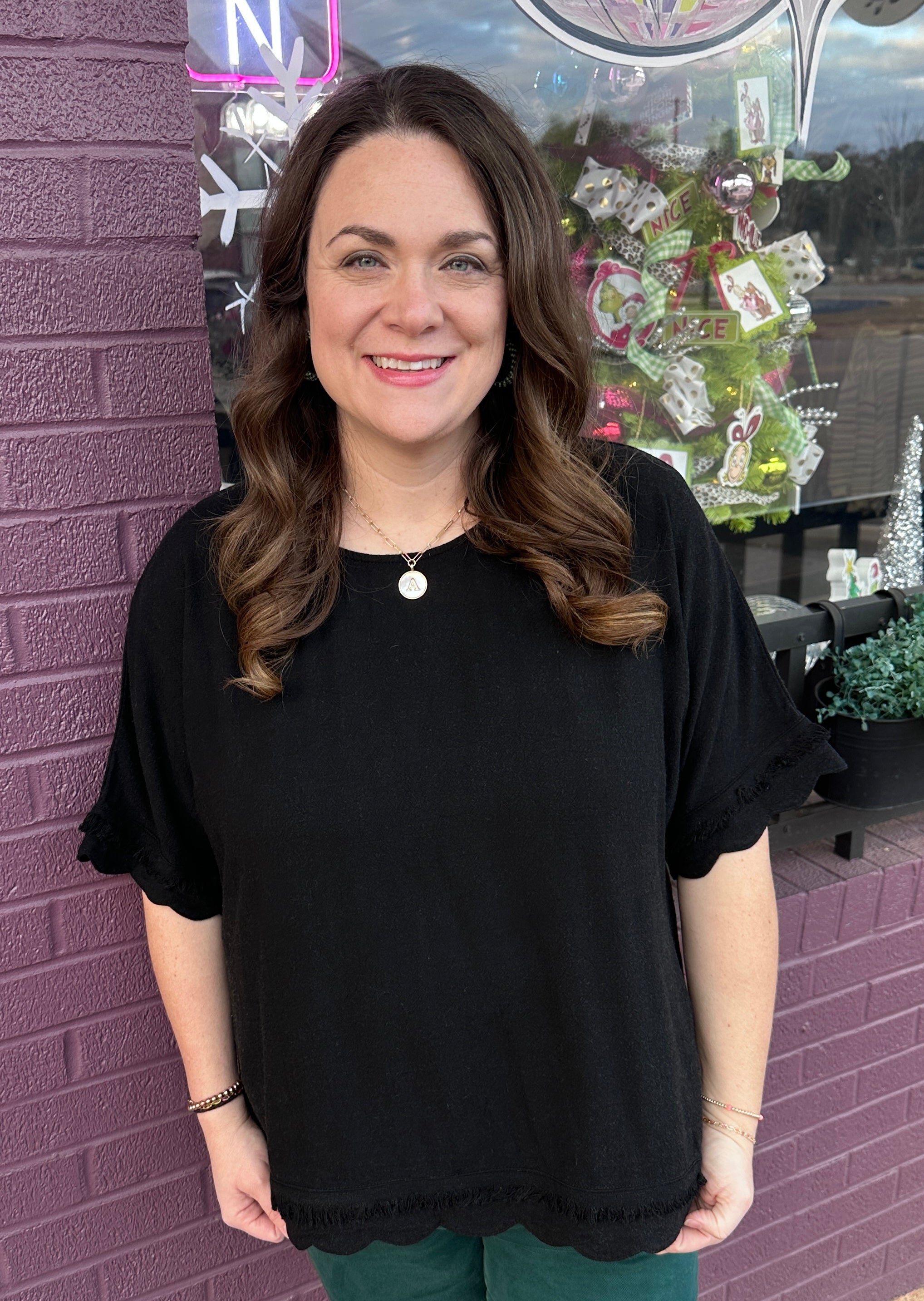 Linen Frayed Scallop Blouse