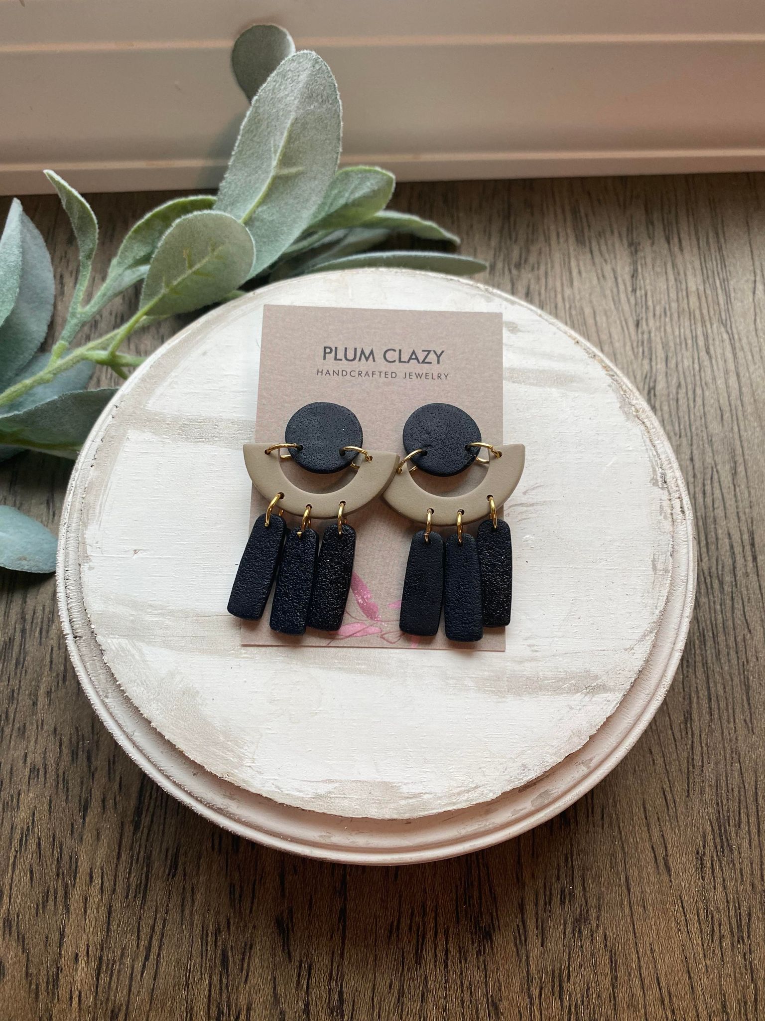 Black and Tan Dangle