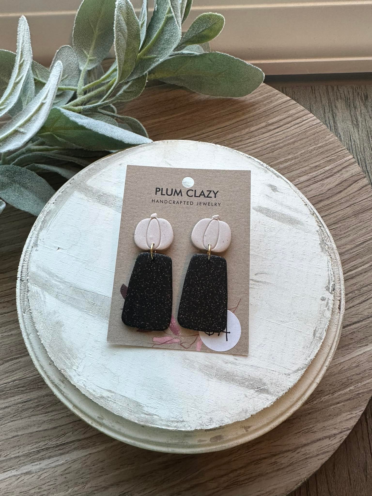 Pumpkin Black Dangle