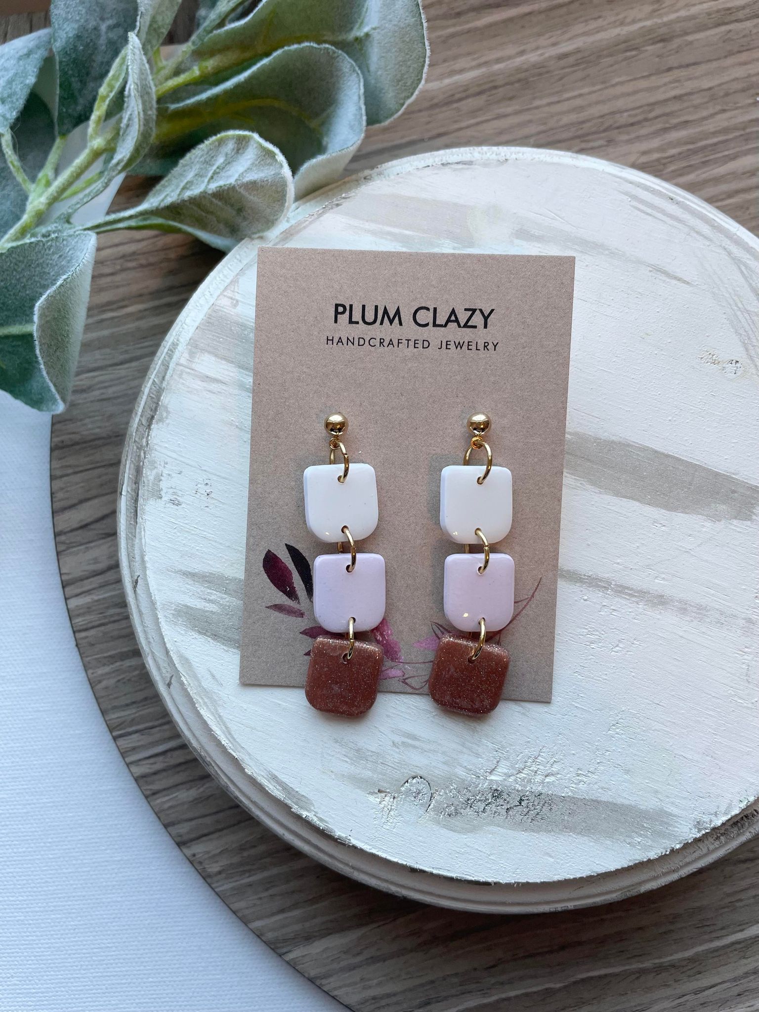 Neutral Three Tier Dangle