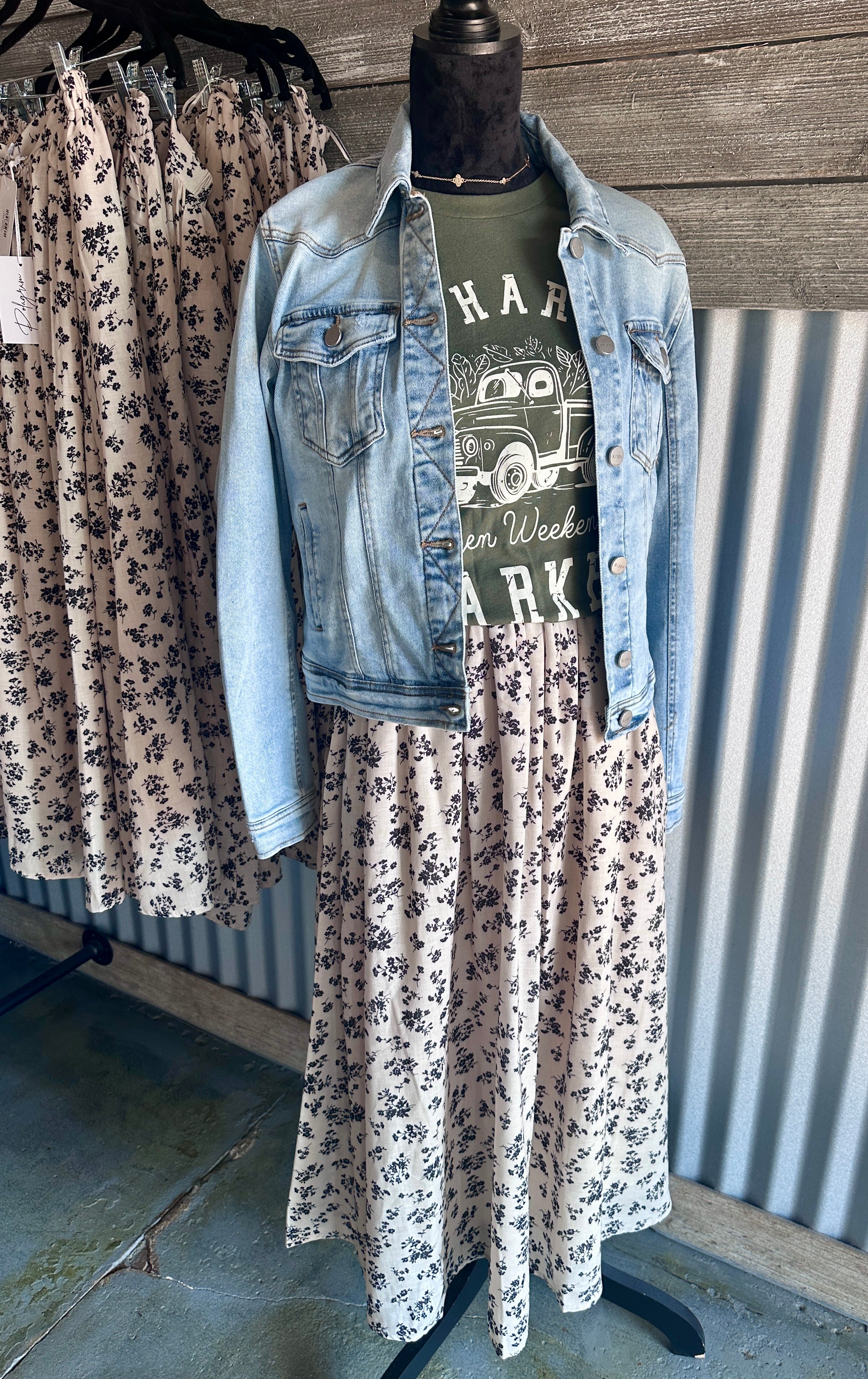 Fall Market Tee